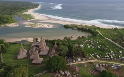 Ternyata Jalur Sekeren Ini Ada di Indonesia! Petualangan Epik Menyusuri Sumba dari Desa Adat hingga Savana Eksotis