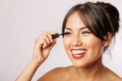 7 Tips Memilih Maskara agar Hasilnya Maksimal, Ikuti Jenis Bulu Mata