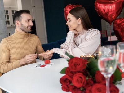 17 Ucapan Singkat Valentine Dalam Bahasa Inggris yang Sweet Banget dan Bikin Baper Maksimal
