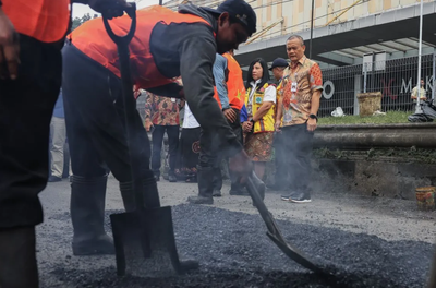 Pemprov Jateng Kebut Perbaikan Jalan Jelang Lebaran 2026, 106 Paket Senilai Rp676 Miliar Rampung