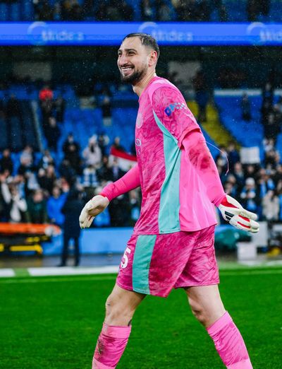 Sering Lakukan Selebrasi usai Lakukan Penyelematan, Eks Kiper Arsenal Sebut Donnarumma Lebay