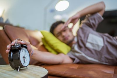 Anti Kesiangan! 5 Tips Ampuh Bangun Sahur Tepat Waktu Selama Ramadan