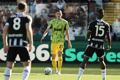 Bawa Sassuolo Menang 2-1 atas Udinese, Jay Idzes Tampil Solid di Lini Pertahanan