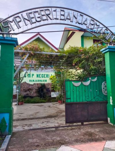 4 SMP Terbaik di Kalsel Berdasarkan Akreditasi A dan Prestasi Unggulan
