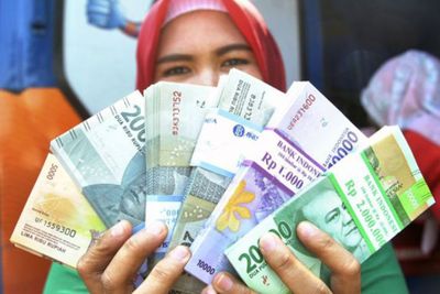 Berapa Besaran THR untuk Orang Tua? Ini Cara Menentukan Nominal yang Bijak Tanpa Bikin Kantong Kaget