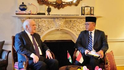 Komitmen Indonesia dalam Mendukung Palestina: Pertemuan Menlu Sugiono dan Riyad Mansour di New York