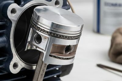 Urutan Pemasangan Ring Piston Pada Motor Honda yang Benar: Fungsi, Letak, dan Ciri Khasnya