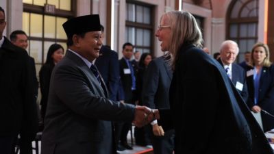 Prabowo Tanggapi Praktik Ilegal di Indonesia Saat Gala Iftar di AS