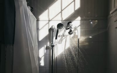 Niat Mandi Wajib Pria dan Wanita: Perbedaan dan Tata Cara Lengkap