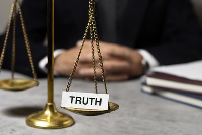 Restorative Justice dalam Penyelesaian Kasus Pidana: Ini Pengertian hingga Contohnya!