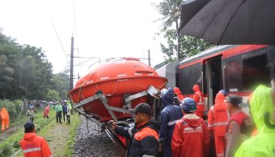 Kronologi Kecelakaan KAI vs Truk di Poris Tangerang: Sirine Aktif tapi Palang Belum Bergerak!