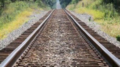 Pentingnya Keselamatan di Sekitar Jalur Rel Kereta Api Selama Bulan Ramadhan
