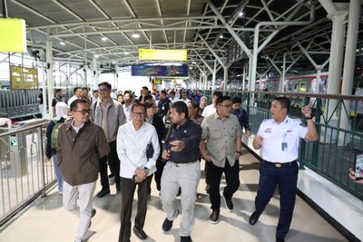 Komisi V DPR RI Apresiasi Kesiapan Angkutan Lebaran 2026 di Stasiun Jogja