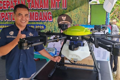 Pemkab Rembang Genjot Produktivitas Padi dengan Drone Pertanian