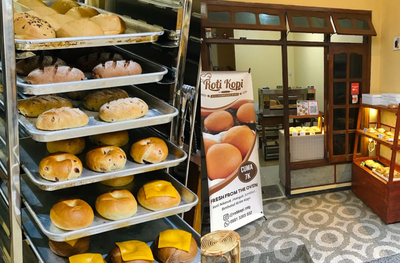 Roti Kopi Asli Kampung Baru, Hidden Gems Sourdough di Gang Sempit Kota Malang