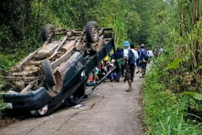 Pikap Angkut 15 Buruh Tani Bawang di Enrekang Terbalik, 1 Orang Tewas dan 2 Luka