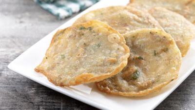 Menciptakan Camilan Kriuk: Tempe Mendoan yang Menggoda Selera