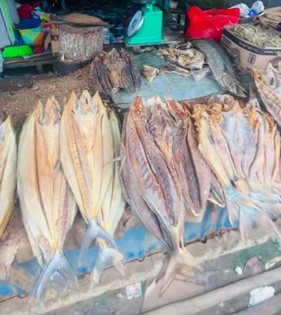5 Oleh-Oleh Khas Tanah Laut yang Wajib Dibawa Pulang: Autentik & Lezat!