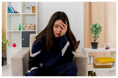 6 Tanda Orang Punya Perasaan Sensitif Tinggi, Kamu Termasuk Nggak?