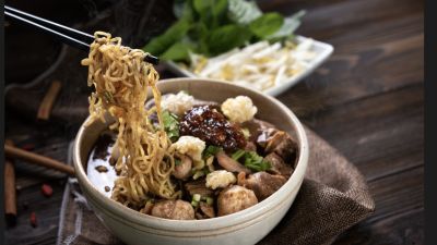 Mie Ayam Jamur: Hidangan Lezat yang Mudah Dibuat di Rumah