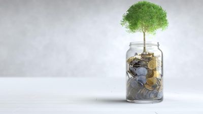 Emas Kembali Jadi Primadona Investasi di Tengah Ketidakpastian Ekonomi