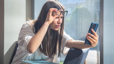 Menggali Fenomena Overthinking di Tengah Kecanduan Media Sosial