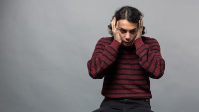 Mengenal dan Mengatasi Serangan Kecemasan di Kalangan Anak Muda