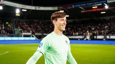 Chelsea Melirik Kiper Muda Sunderland Robin Roefs Sebagai Alternatif Transfer