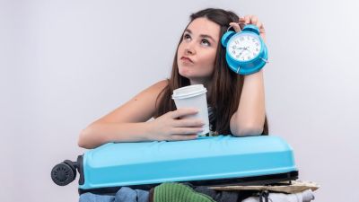 Tips Ampuh Terhindar dari Jet Lag Saat Bepergian Jauh