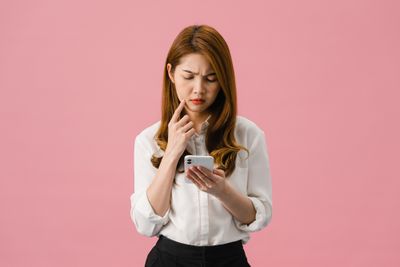Kontak WhatsApp Muncul Padahal Tidak Disimpan? Ini Cara Menghapusnya