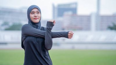 Tips Aktivitas Fisik Ringan Selama Ramadan yang Aman dan Sehat