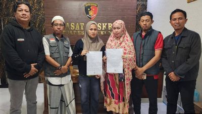 Dua Wanita di Bulukumba Bikin Konten Video Pelesetkan Ayat Al-Qur an, Berujung Minta Maaf di Kantor Polisi