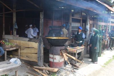 Satpol PP Aceh Besar Sidak Pedagang Kuah Beulangong di Pasar Sibreh Saat Ramadhan