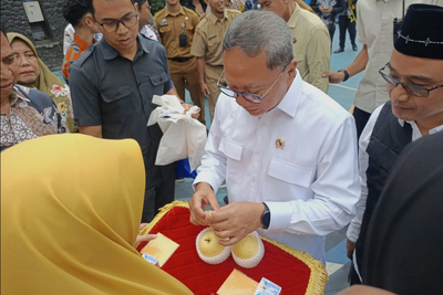 Zulhas Tinjau Menu MBG di Malang, Sekolah Soroti Keseimbangan Protein