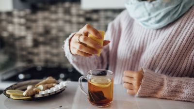 Manfaat Madu dan Jahe dalam Mengatasi Sakit Tenggorokan: Fakta dan Penelitian