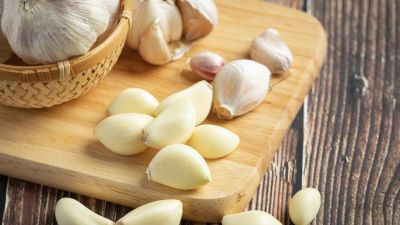 Menjelajahi Manfaat Bawang Putih untuk Kesehatan Kolesterol