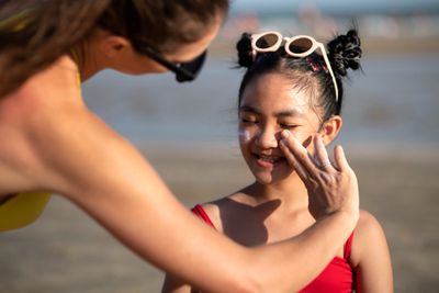 Sering Diabaikan, Ini 6 Kesalahan dalam Menggunakan Sunscreen
