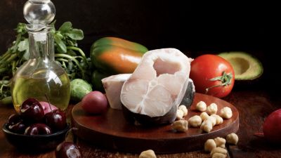 Mengatur Pola Makan untuk Menangani Kolesterol Tinggi