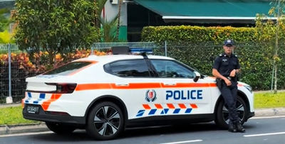 Polisi Singapura Viral Lewat Tren Tokyo Drift , Sampaikan Pesan Keselamatan Berkendara
