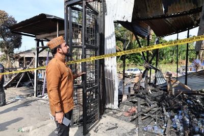 Bupati Aceh Timur Turun Langsung Bantu Korban Kebakaran di Idi Cut