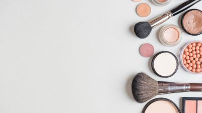Strategi Memilih Produk Makeup Tahan Lama dan Anti Kusut