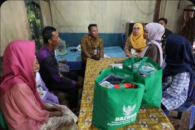 Hartarto Seorang Pekerja Serabutan yang Terima Bantuan RLTH
