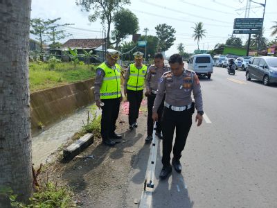 Laka Maut Kulon Progo : Istri Bos Rokok Tewas, Suami Kritis dan 2 Orang dirawat Intensif