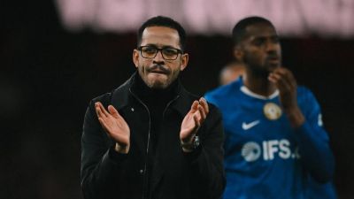 Rosenior Soroti Keputusan Wasit dalam Laga Chelsea vs Arsenal