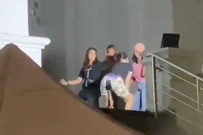 Viral 4 Wanita Joget Tak Senonoh di Masjid Agung Soppeng, Pemkab Minta Aparat Selidiki