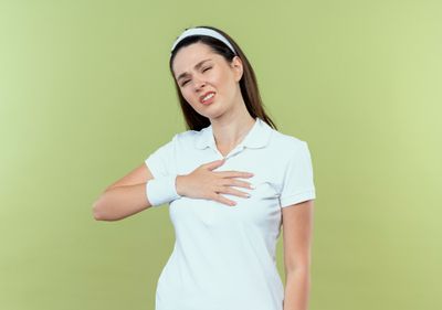 Benarkah Tumor Payudara Bisa Berkembang Jadi Kanker? Ini Penjelasan Medisnya