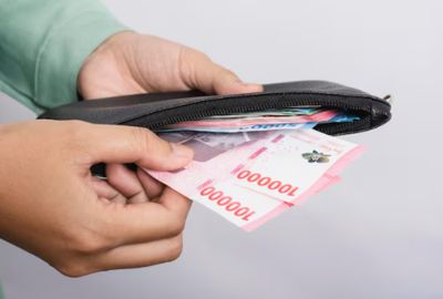 Lunas Hutang Bukan Akhir Perjuangan: Jangan Salah Langkah, Simpan Uang Disini Kalau Nggak Mau Bokek Lagi!
