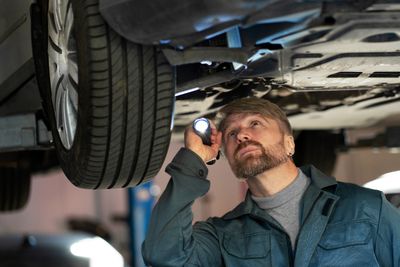 Mengenal Perbedaan Shockbreaker dan Shock Absorber