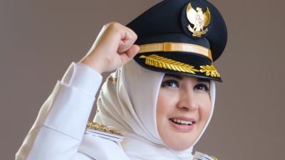 KPK Tangkap Bupati Pekalongan dalam Kasus Pengadaan, Beberapa Kantor Disegel