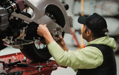Motor Tua Bisa Kinclong Lagi, Ini Langkah-langkah Restorasi yang Perlu Diketahui